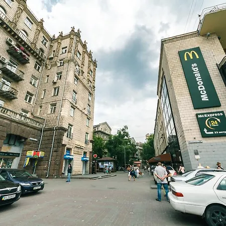 Apartment On Kreshchatik 17 Kyiv